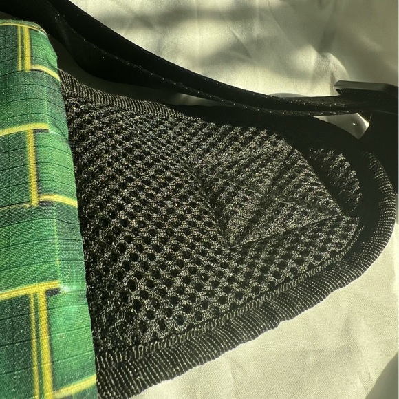 Rare Basket weave graphic belt bag - Picture 2 of 13